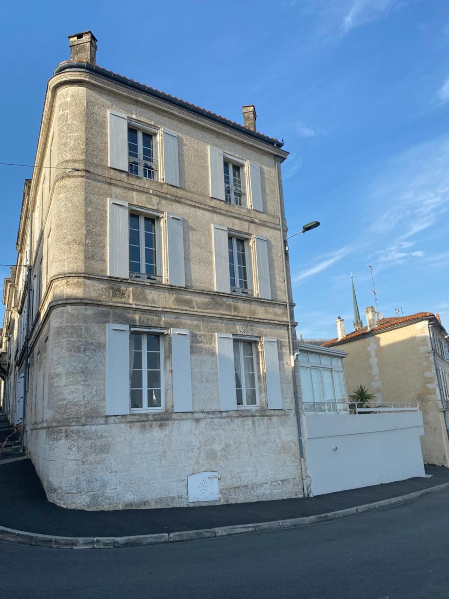 Laferriere Panzió Angoulême Szoba fotó